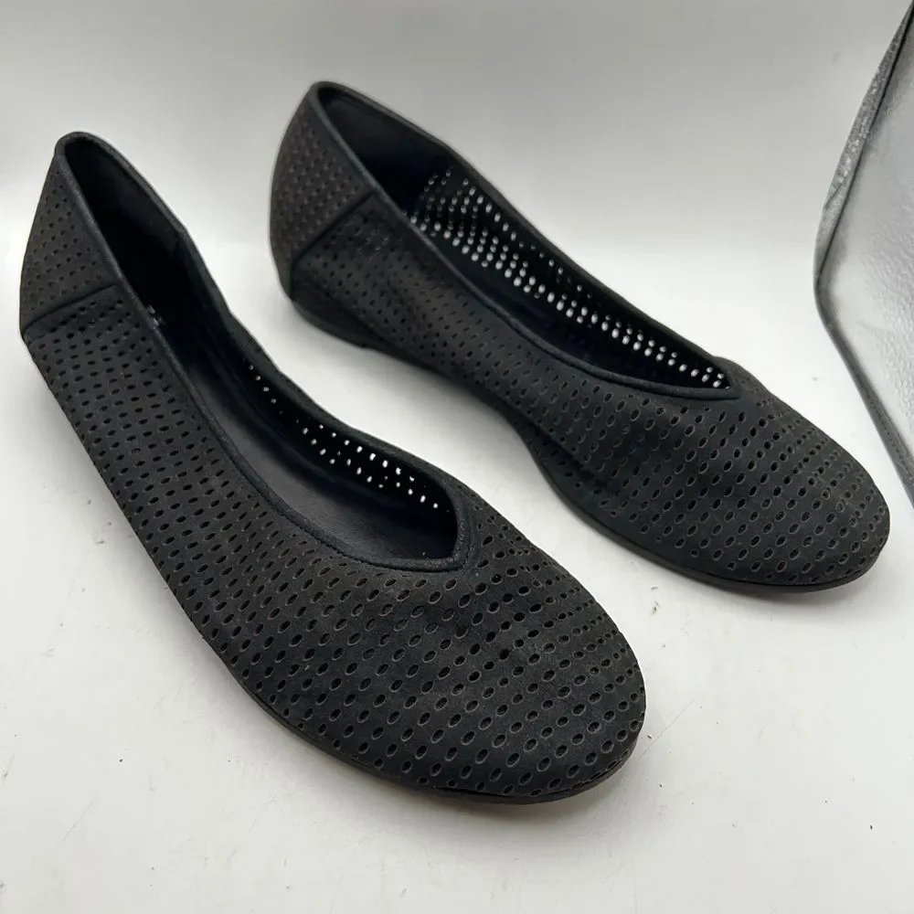 Eileen Fisher Humor Suede Ballet Flats Slip-On Black 9 1/2 perforated leather - Picture 6 of 12